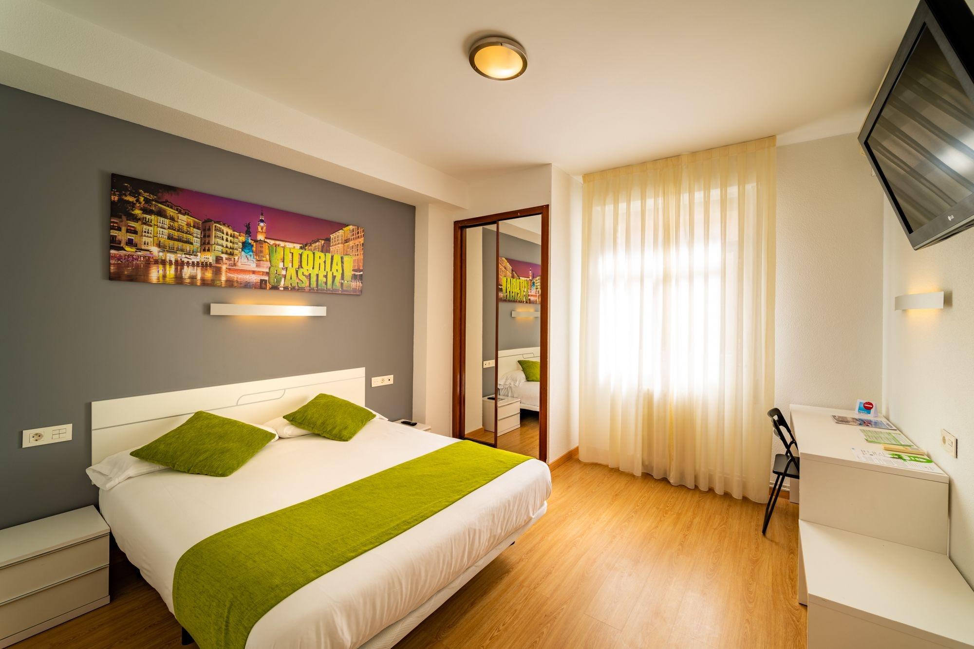 Hotel Centro Vitoria Autocheckin Buitenkant foto